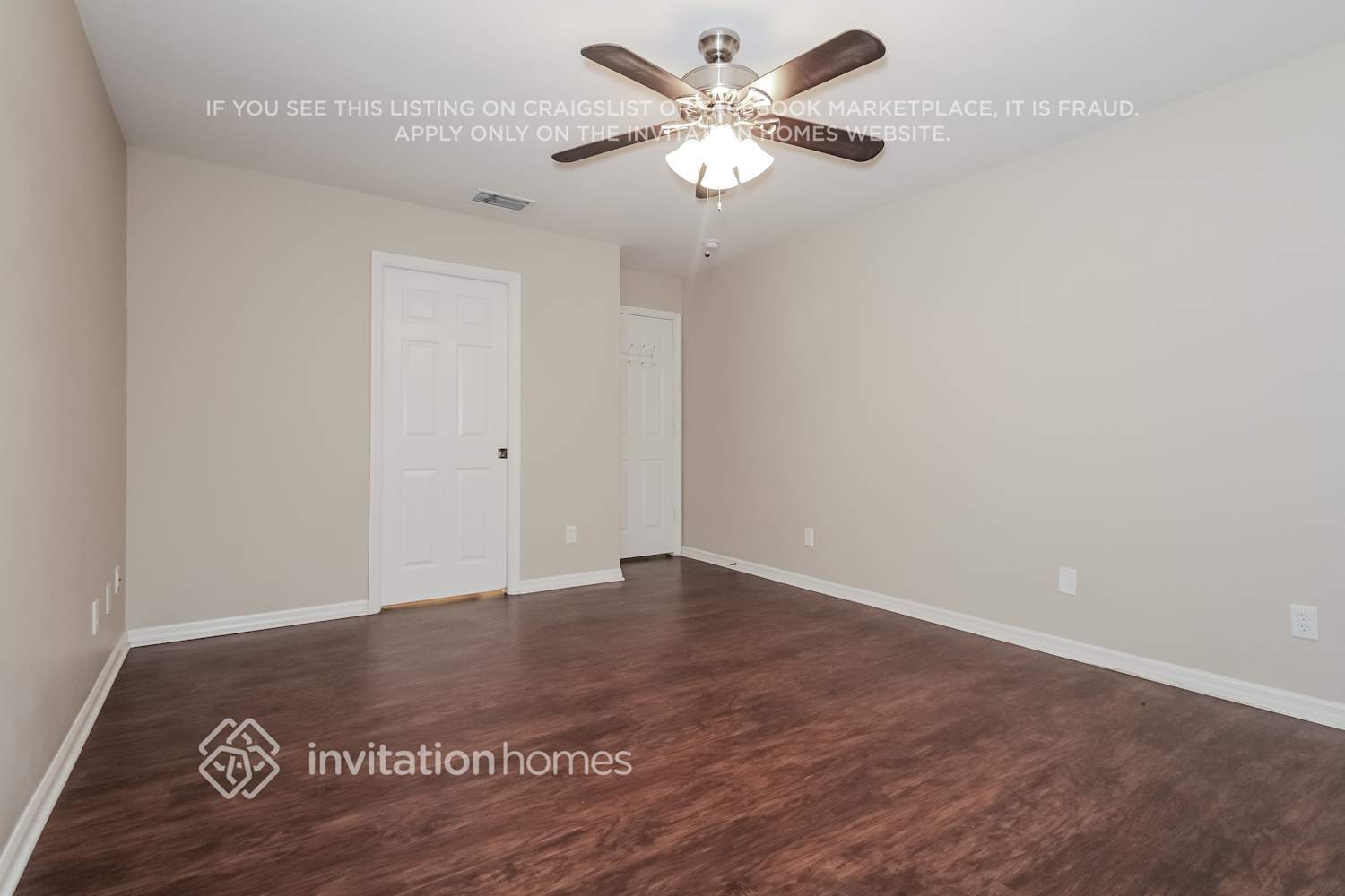 Building Photo - 1308 Elmore Terrace
