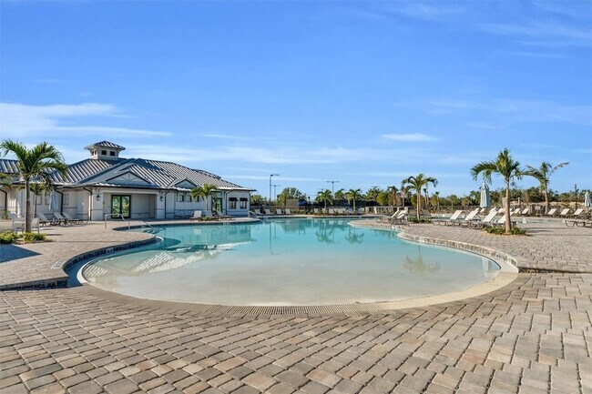 Building Photo - 14281 Heritage Landing Blvd