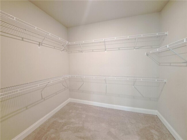 Building Photo - 637 Stan Hope Ln