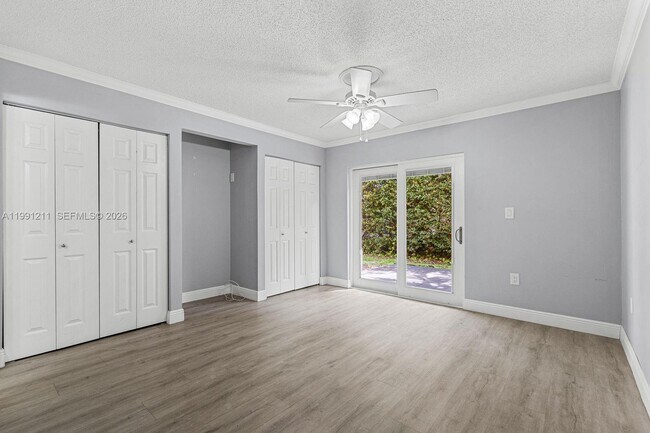 Building Photo - 6854 NW 173rd Dr