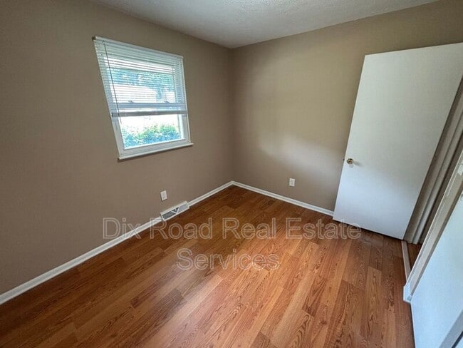 Building Photo - 1148 Blackwell Dr