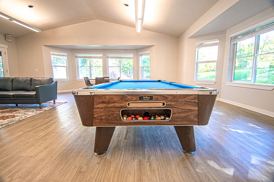 Building Photo - Troutdale Terrace