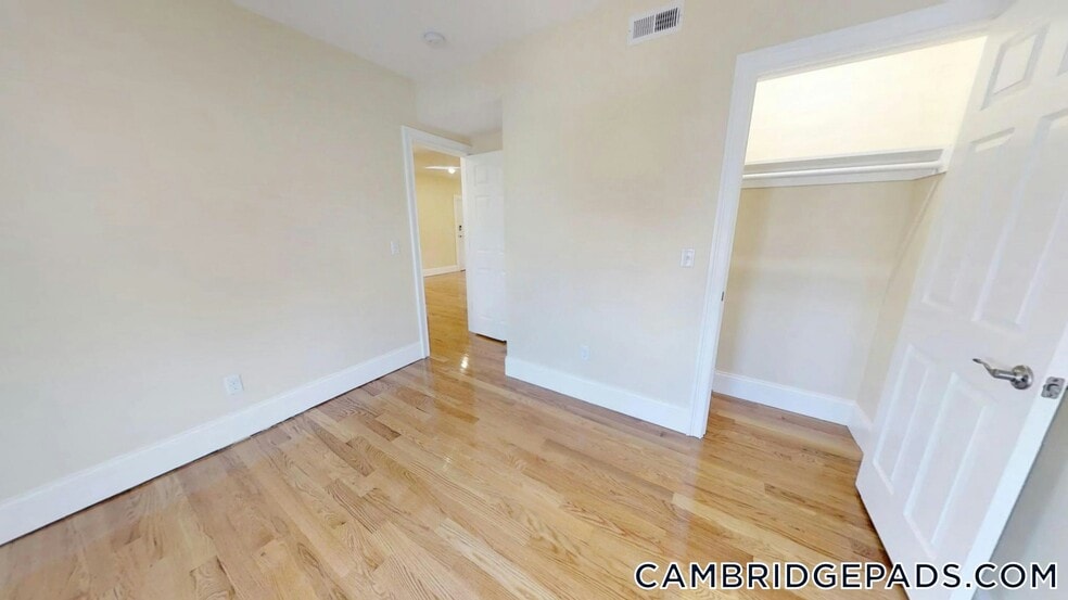 Building Photo - 30 Cambridge Terrace