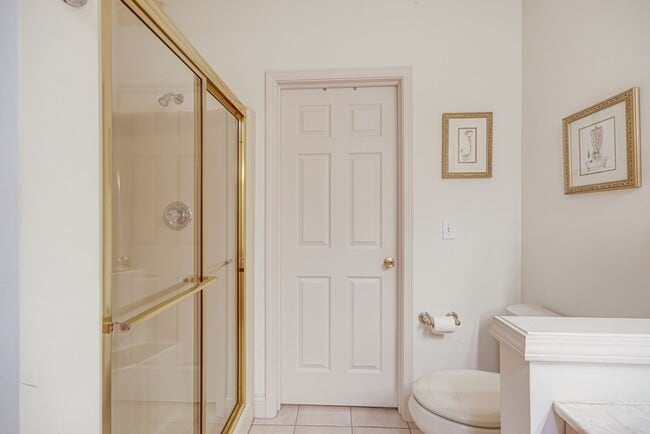 Building Photo - 3 Bed, 3 Bath Condo for Rent – Available August 10th