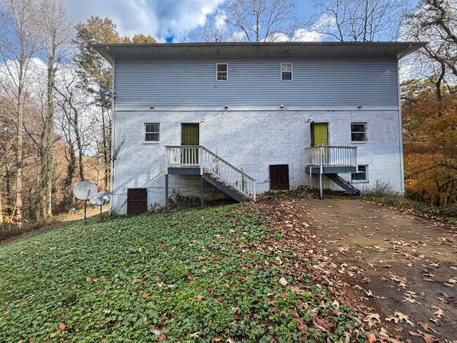 Building Photo - 2468 Spring St NW