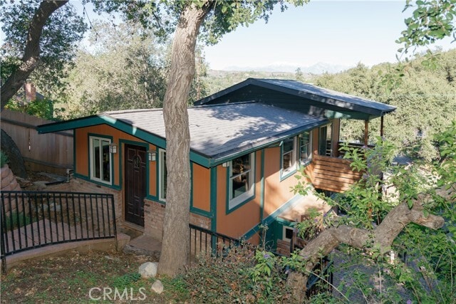 Building Photo - 16851 Hay Dr