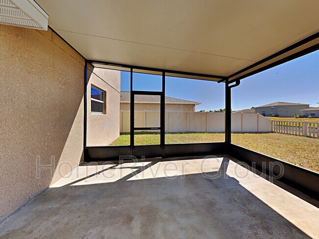 Building Photo - 10007 Crested Fringe Dr