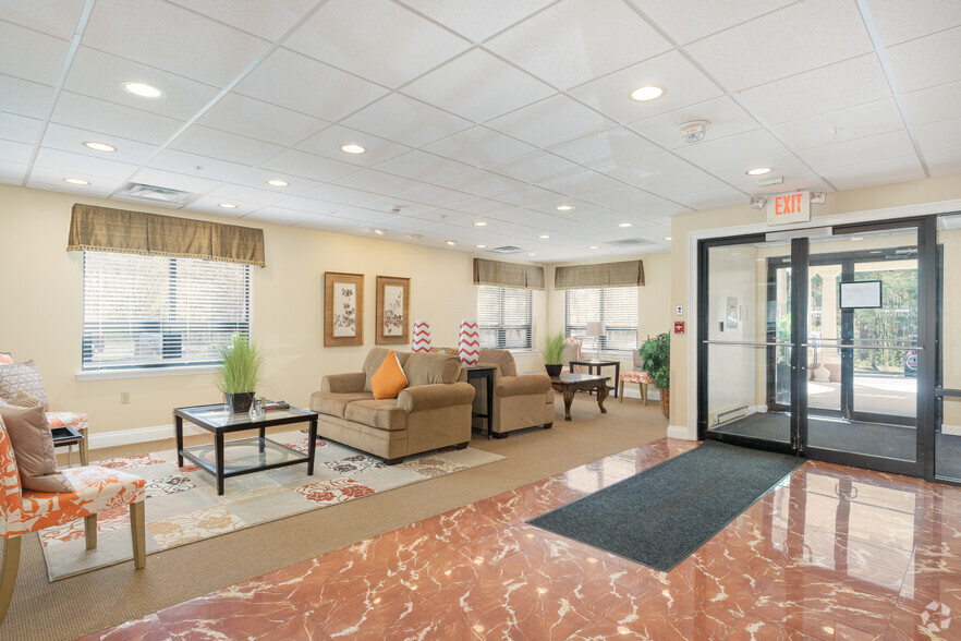 Tower 1 Lobby - Towers at Greenville