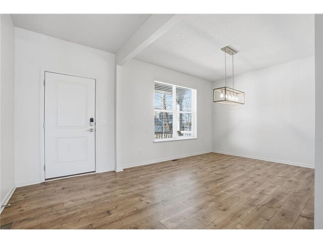 Building Photo - 5610 Xene Ln N