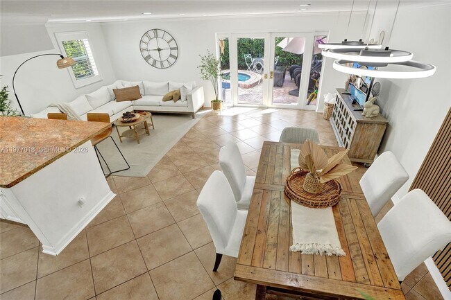 Building Photo - 1844 NE 26th Ave