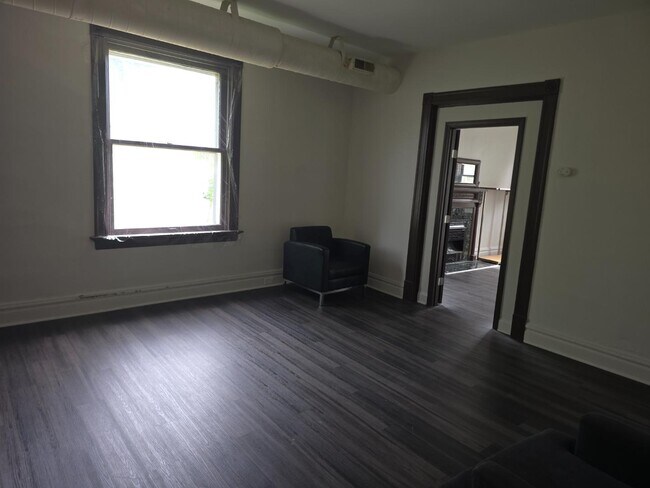 Building Photo - 5301 Alfred Ave