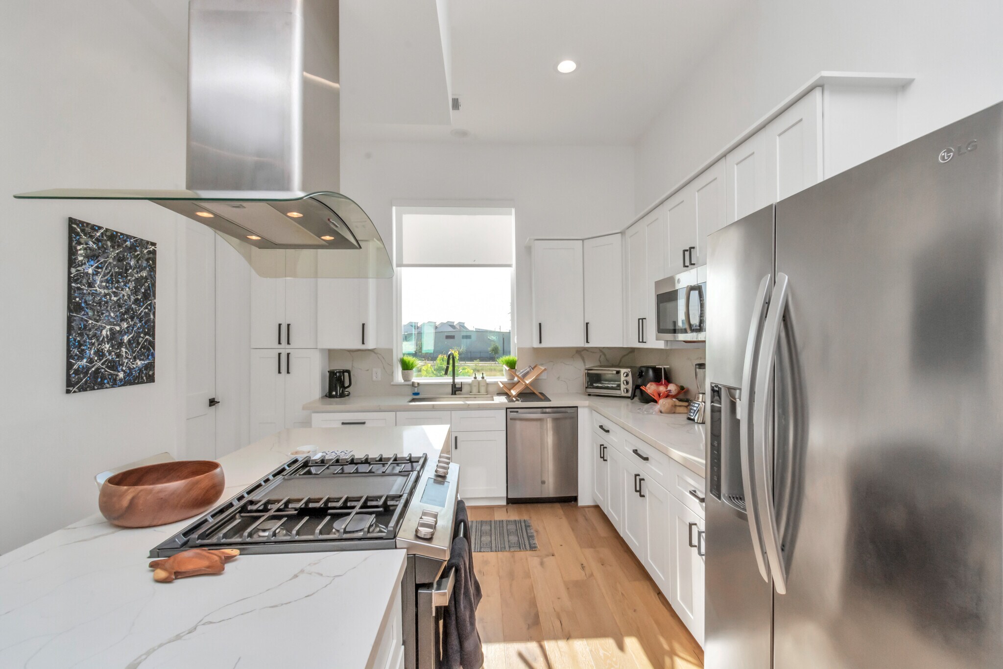 Kitchen - 1815 Elite Dr