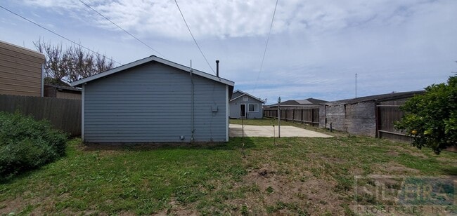 Building Photo - Cozy 2 bedroom 2 Bath home in Guadalupe