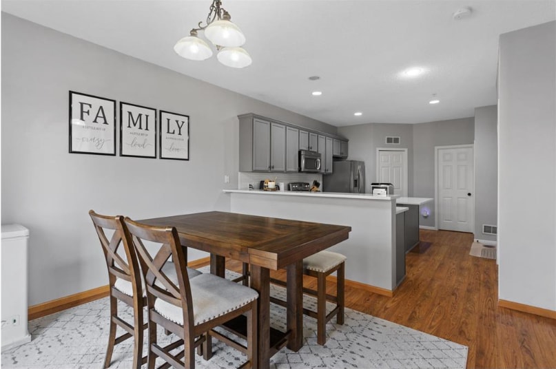 Building Photo - 1509 111th Dr NE