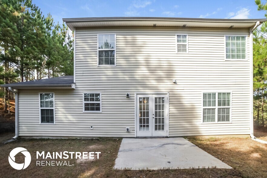 Building Photo - 4852 Wolfcreek View