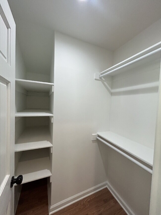 Building Photo - Newly Renovated 3-Bedroom, 2-Bath Home with Spacious Deck & Large Yard
