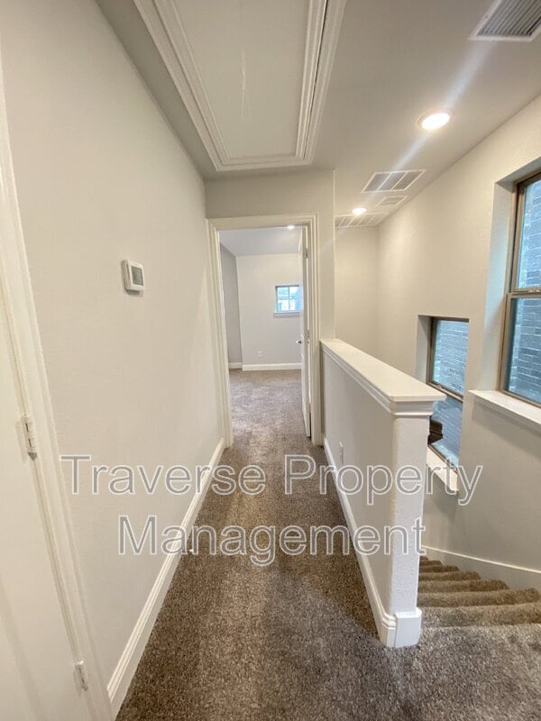 Building Photo - 115 Peach Orchard Ln