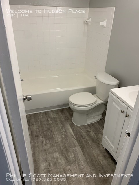 Building Photo - Welcome to Gateway Place Apartments!!