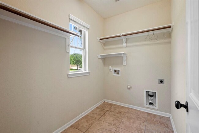 Building Photo - 22407 Emerald Point Ln