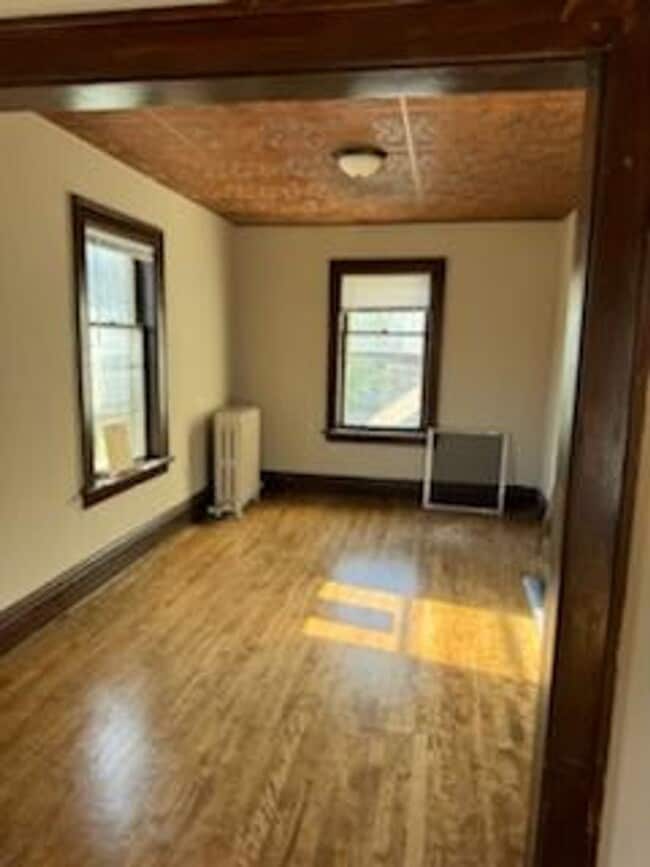 Building Photo - tf816