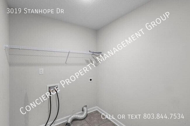 Building Photo - 3019 Stanhope Dr