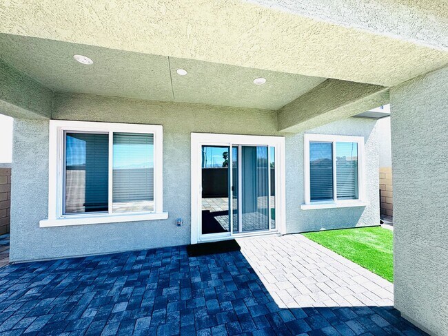Building Photo - 1083 Saffron Toucan Ln
