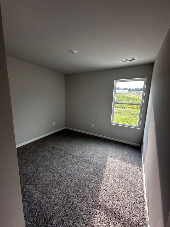 Building Photo - 2025 Home for Rent!