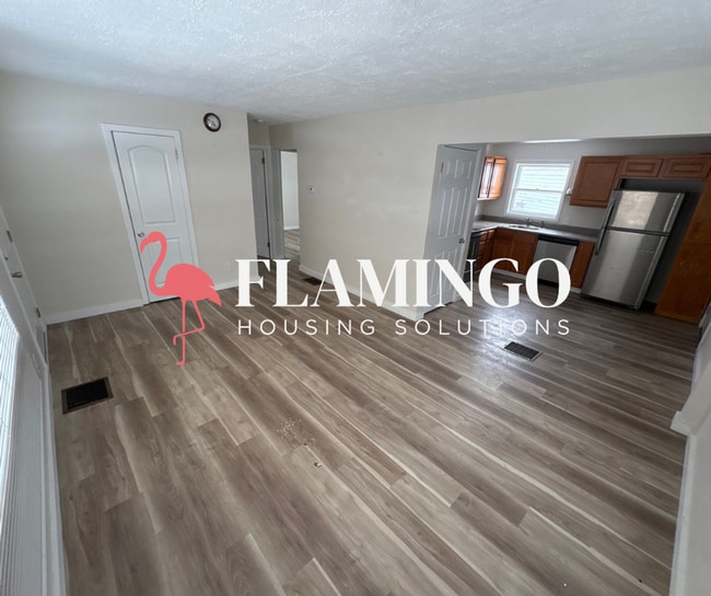 Building Photo - 2031 Suman Ave