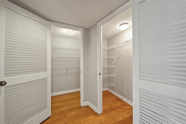 Building Photo - 2611 Bayshore Blvd