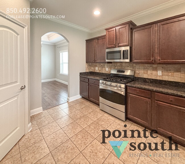 Building Photo - 24119 Weatherbee Park Dr