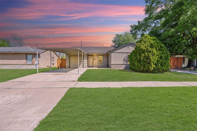 Building Photo - 3209 Chestershire Dr