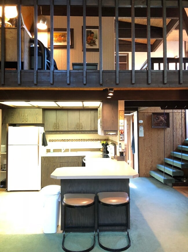 Building Photo - Ski Lease in Tahoe Donner- $2900 per month Furnished