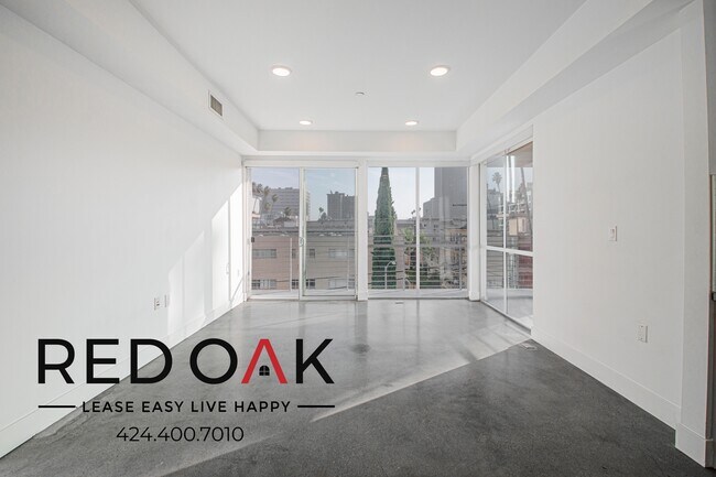 Primary Photo - 453 S Kenmore Ave