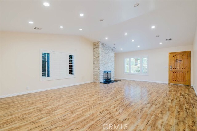 Building Photo - 7305 Verdugo Crestline Dr