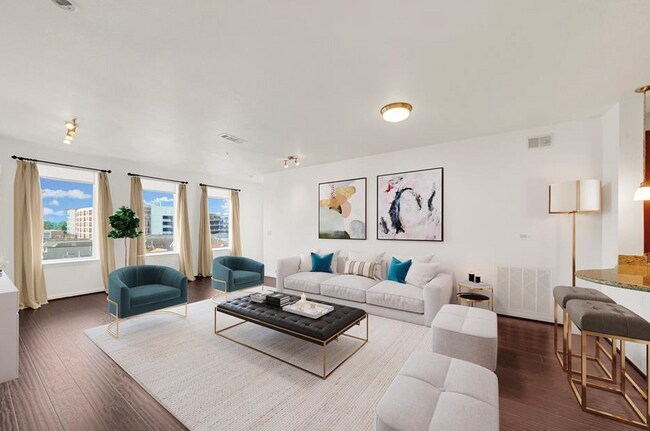 Building Photo - 505 Jackson Hill St