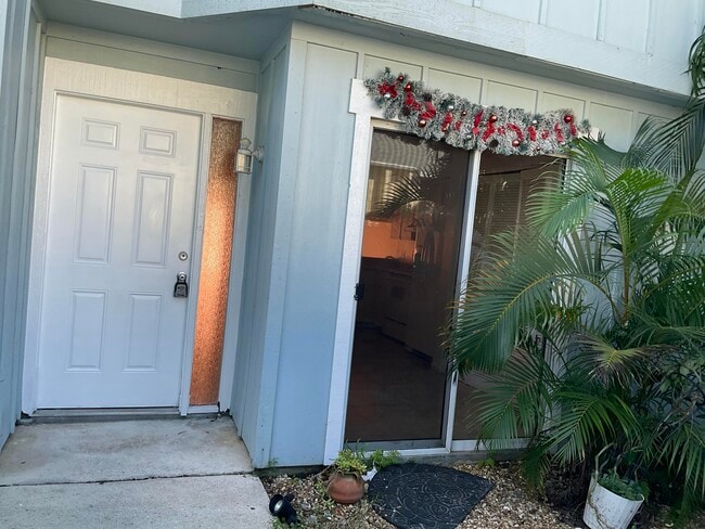 Building Photo - 6262 Riverwalk Ln