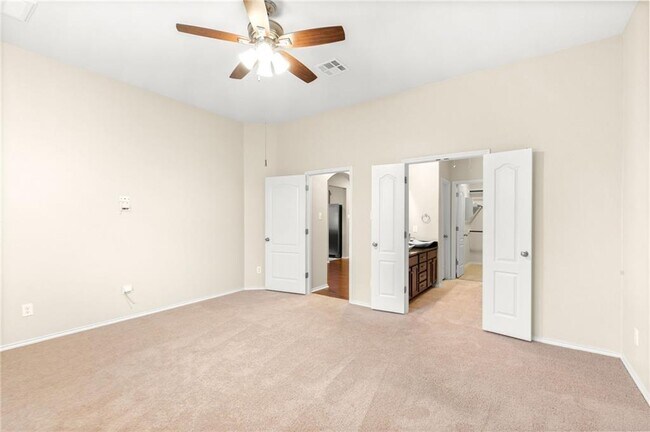 Building Photo - 506 Bluehaw Dr