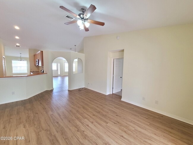 Building Photo - 3225 E Azalea Ave