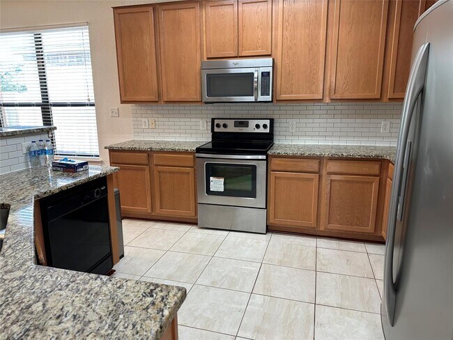 Building Photo - 14209 Naruna Way