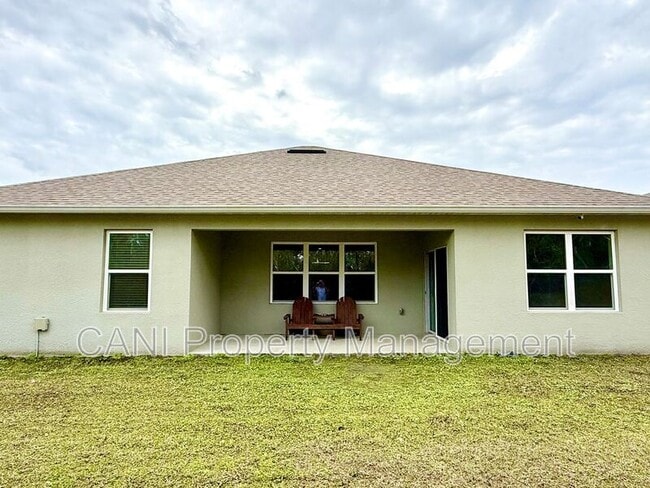Building Photo - 245 Carabelle Ct