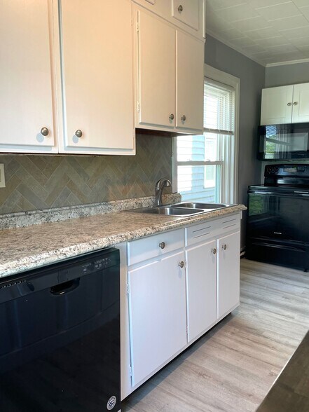 Kitchen - 520 Main St