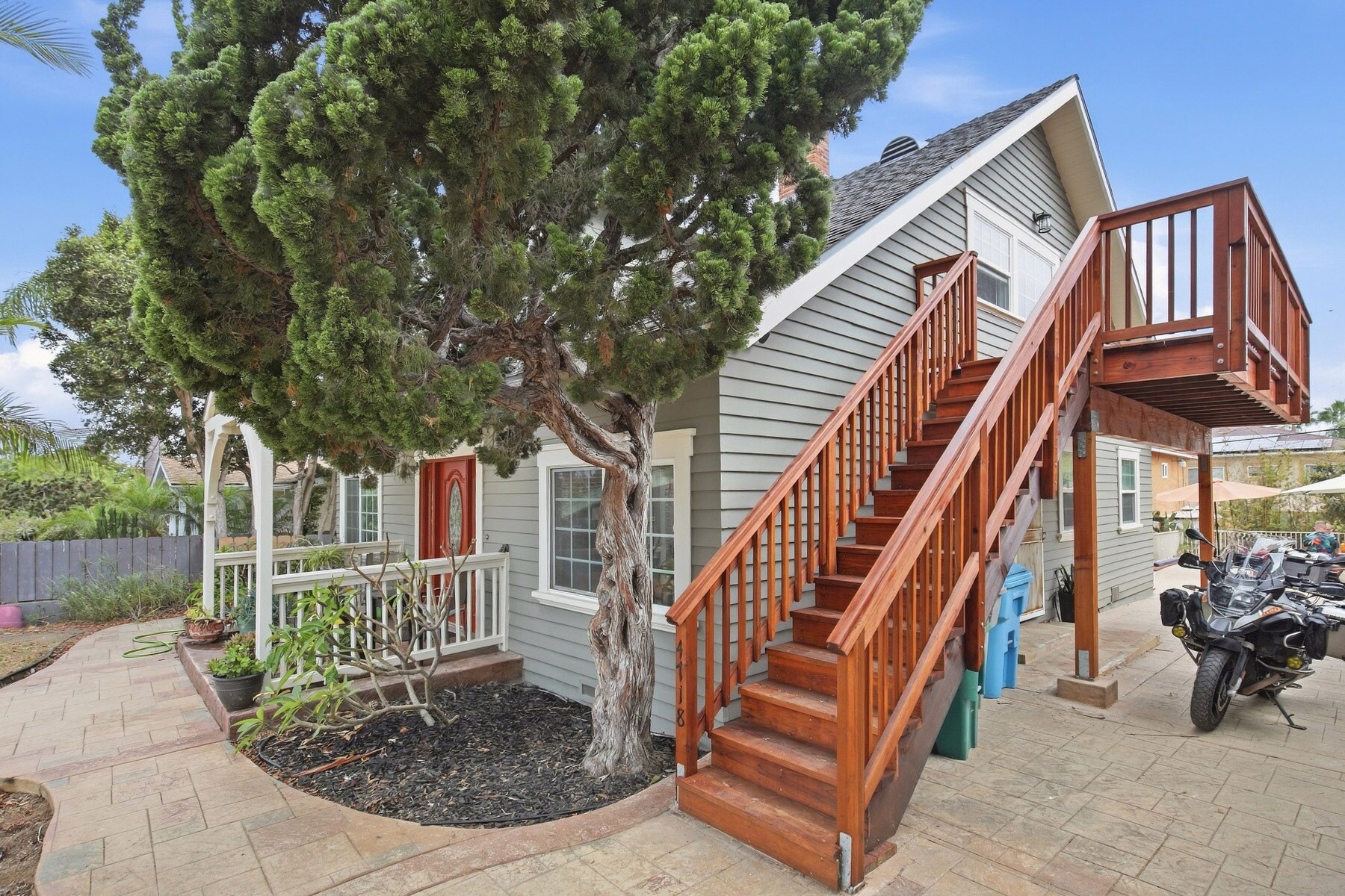 Building Photo - 4720 Del Monte Ave