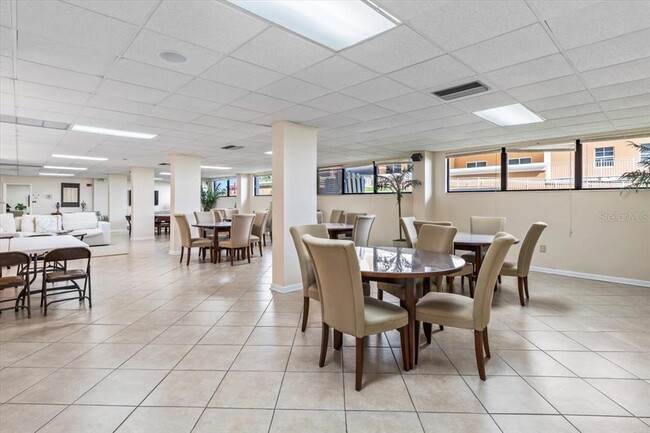 Building Photo - 1415 Ocean Shore Blvd