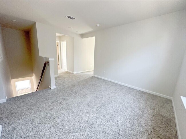Building Photo - 2244 Whitworth St