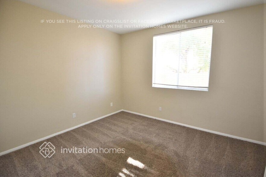 Building Photo - 4829 Soaring Springs Ave