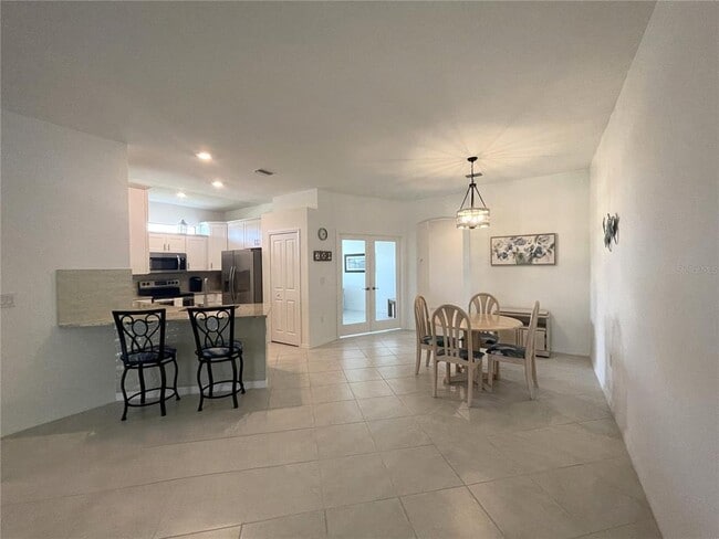 Building Photo - 1912 Saddlewood Cir