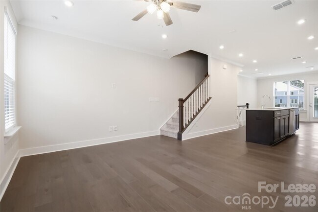 Building Photo - 3011 Citizens Ln