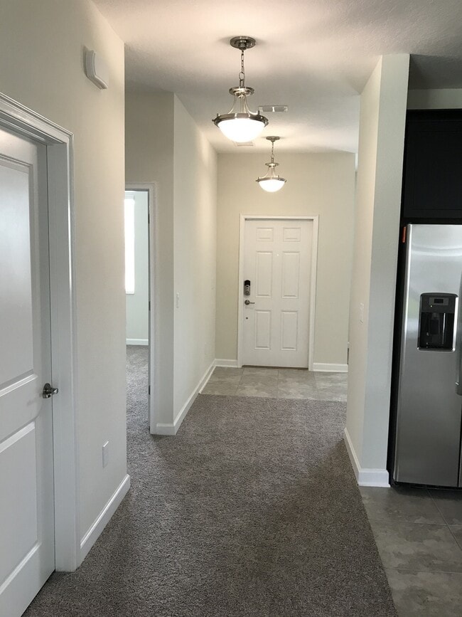 Building Photo - 5/3 Lake Nona/Moss park Home with FREE Lawncare, Internet, Cable and Phone