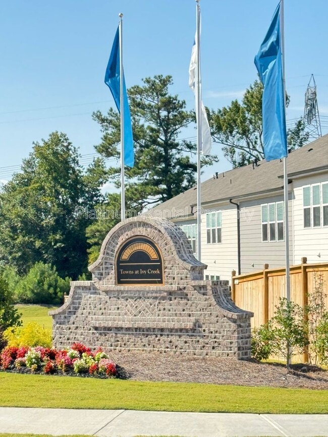 Building Photo - 2805 Habibi Ct