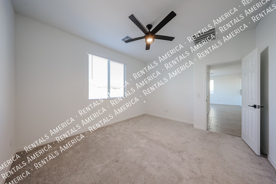 Building Photo - 5528 W McNeil St